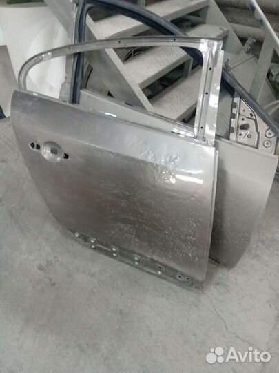 Дверь задняя правая Рено fluence