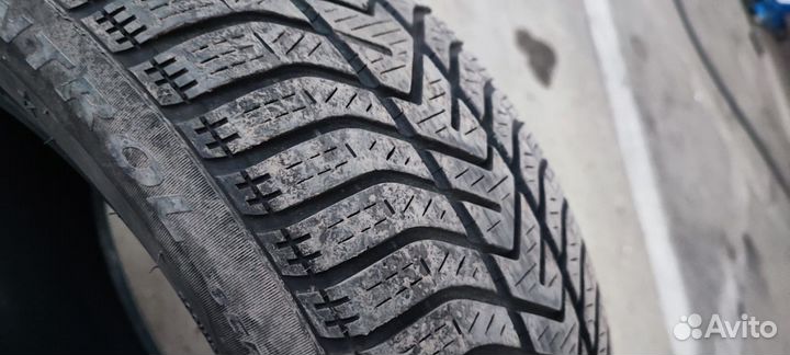 Pirelli Winter 210 SnowControl Serie III 195/55 R17 92H