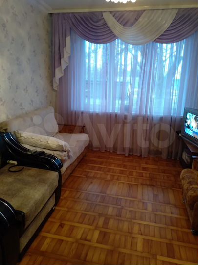 2-к. квартира, 42 м², 1/5 эт.