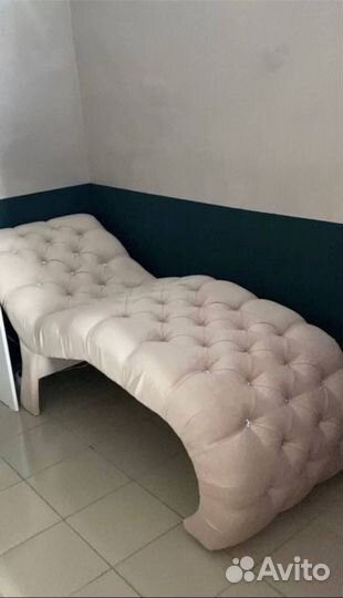 Анатомическая кушетка