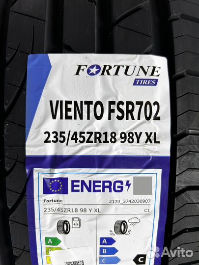 Fortune FSR702 235/45 R18 98Y