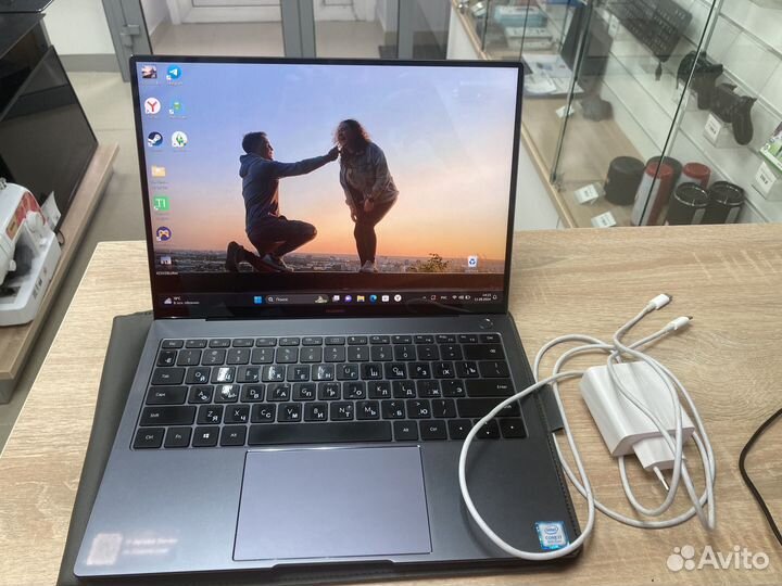 Г111) Ноутбук Huawei MateBook X Pro