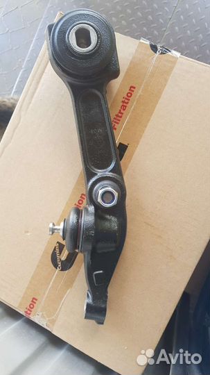 Рычаг нижний передний W220 (S)