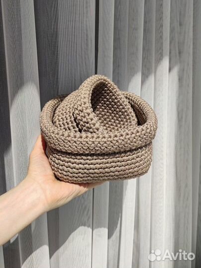 Набор вязаных корзинок