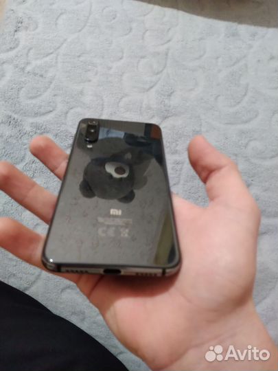 Xiaomi Mi 9 SE, 6/64 ГБ
