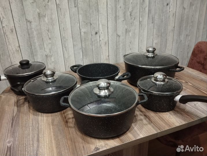 Кастрюля алюминиевая