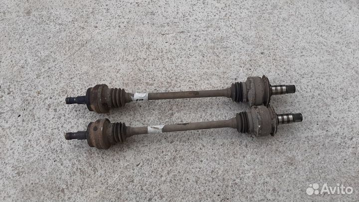 Приводный вал задний Mercedes CLS 219 W219