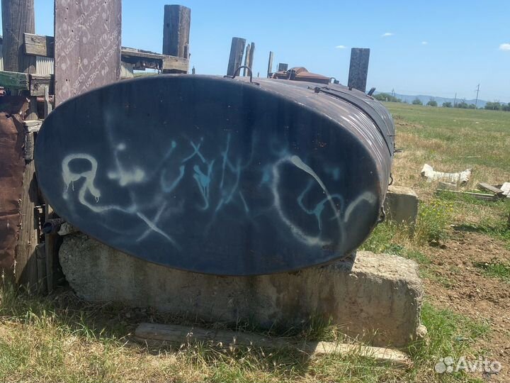 Бак для кормы