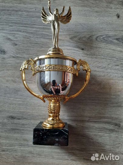 Кубки высота 31 и 30 см