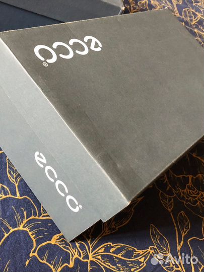 Коробки из под обуви Rockport Ecco
