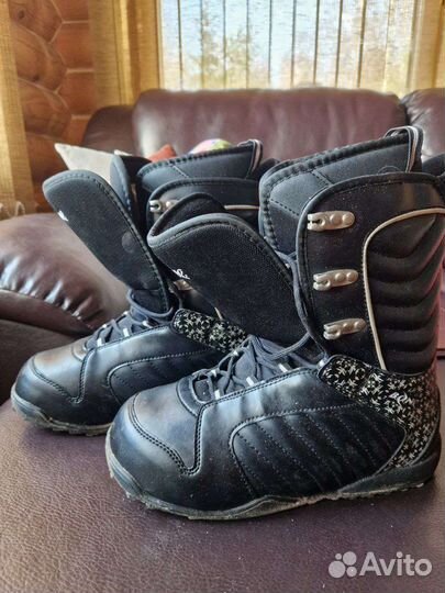 Сноубордические ботинки
