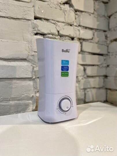 Ультразвуковой увлажнитель воздуха Ballu UHB-200
