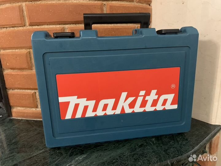 Перфоратор makita HR2450