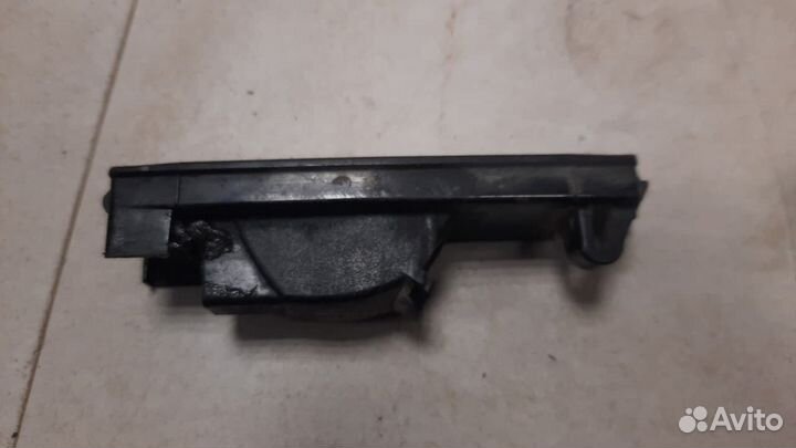 Фонарь подсветки номера Toyota RAV4