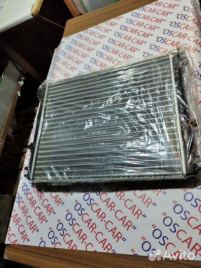 Радиатор охлаждения на Renault