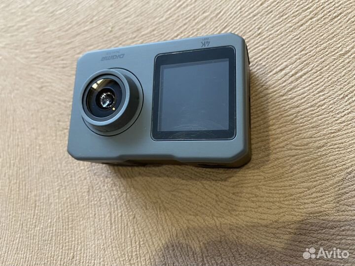 Экшн камера Digma DiCam 520