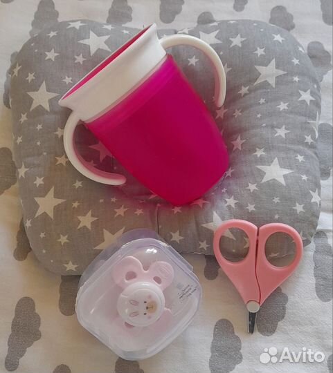 Нужные вещи для малышки до года