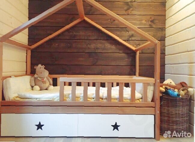 Детская кровать домик