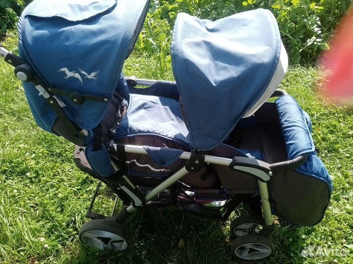 Коляска для двойни или погодок