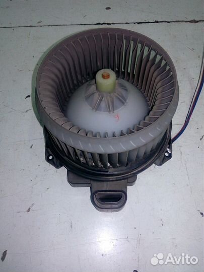 Мотор печки Toyota Auris