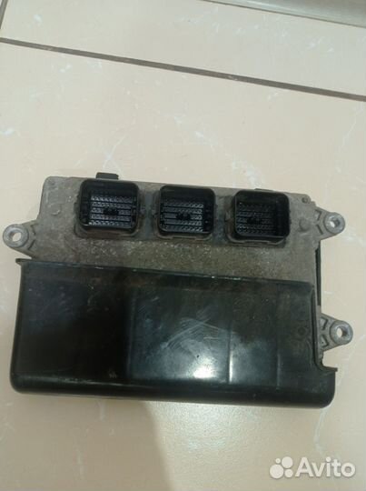 Блок управления двигателем Honda Civic 8 4D fd мкп