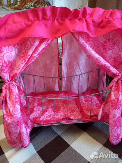 Кроватка для кукол