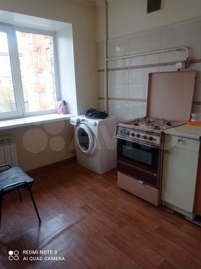 Комната 13 м² в 5-к., 2/5 эт.