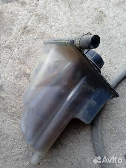 Расширительный бачок Вольво С40 В40