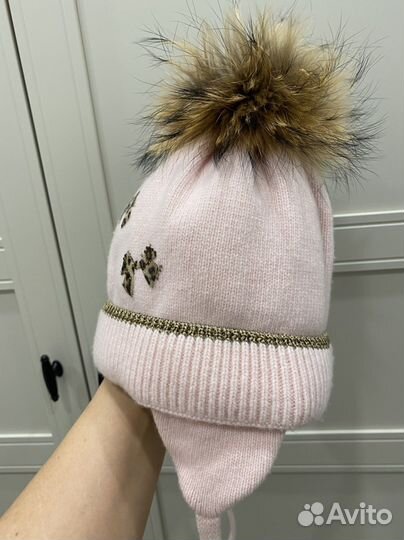 Новая Шапка зимняя примерно 2-3 года
