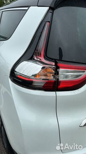 Фонарь задний левый Reno Grand Scenic 4