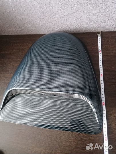 Воздухозаборник на капот