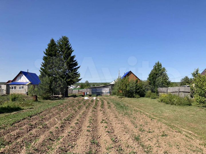 Дом 32 м² на участке 15 сот.