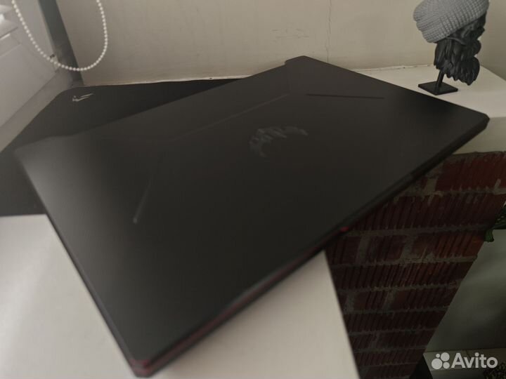 Asus Tuf Gaming / GTX 1650Ti / Ryzen 5 / 16\1024