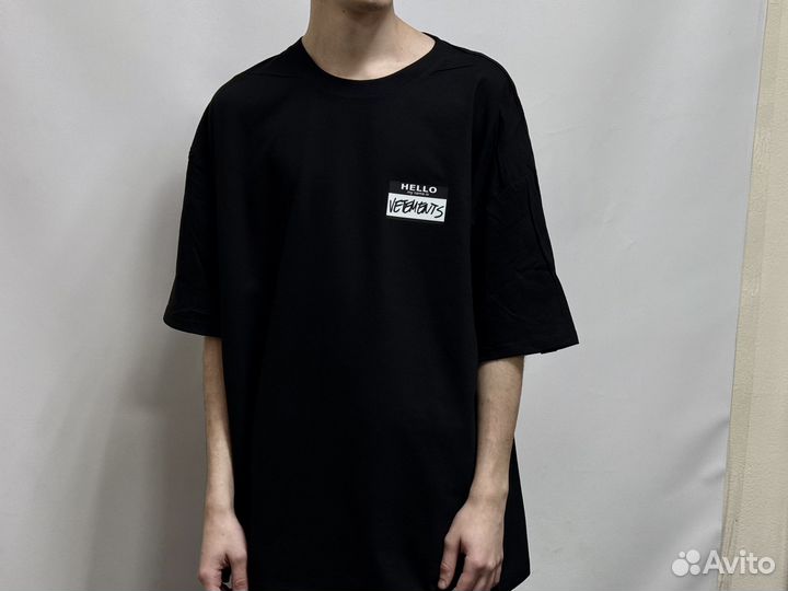 Футболка Vetements hello