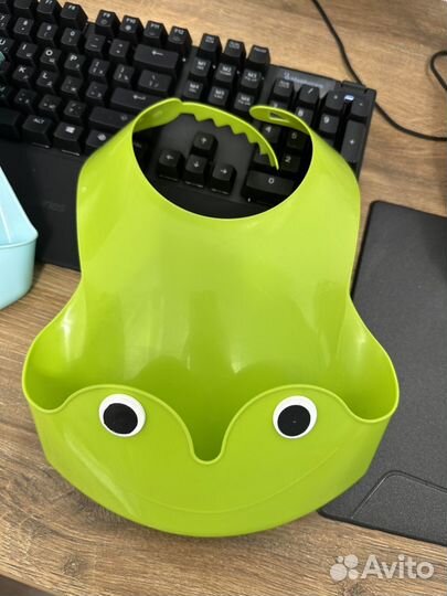 Слюнявчик нагрудник