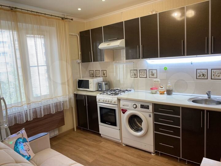 1-к. квартира, 37 м², 4/10 эт.