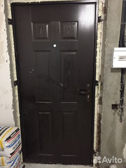 Дверь входная металлическая