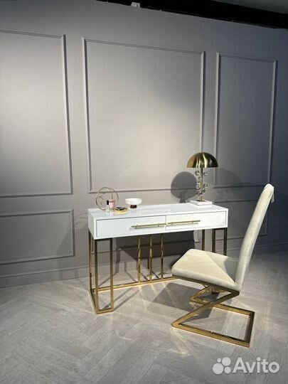 Стол-консоль Альма