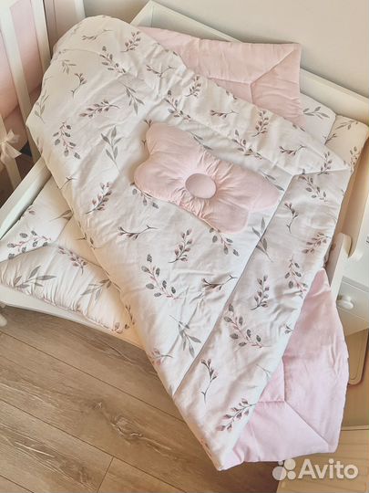 Комплект в кроватку с бортиками