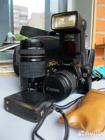 Canon EOS 3000 в полном комплекте для супер съёмки