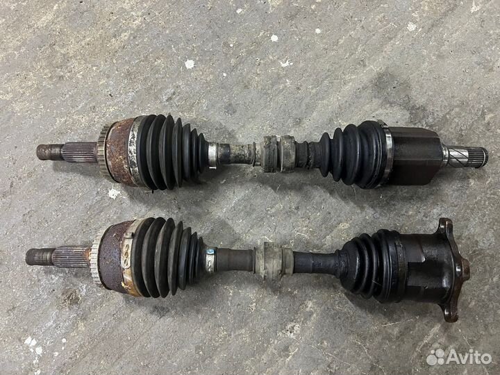 Передние привода новое запасное колесо