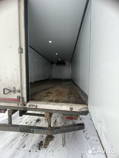 Mitsubishi Fuso Canter рефрижератор, 2021