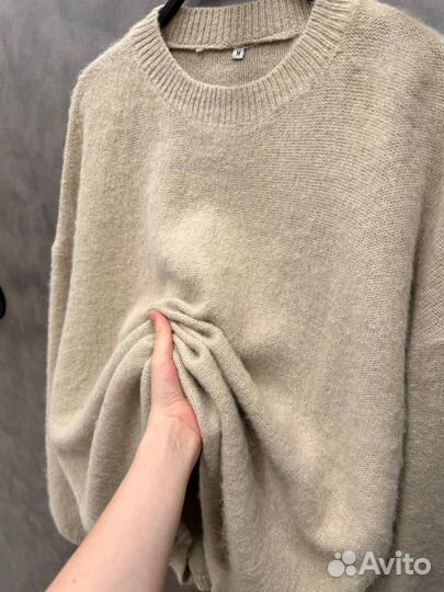 Свитер женский