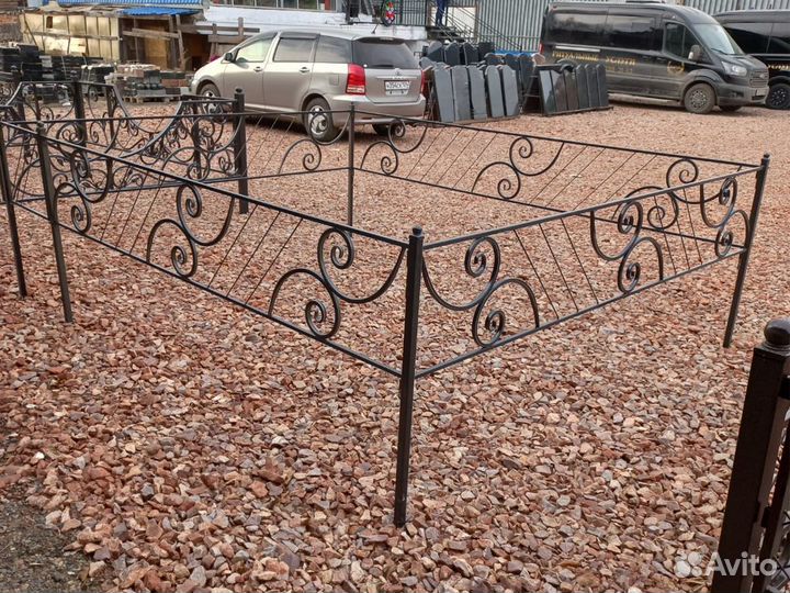 Изготовление ограды на кладбище