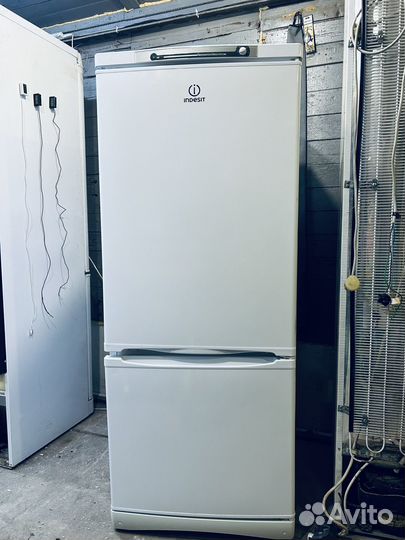 Холодильник Индезит
