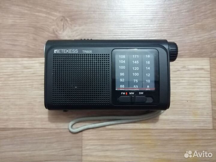 Портативный радиоприемник retekess tr605