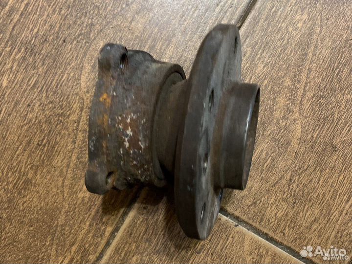 Ступица передняя BMW X5 E53