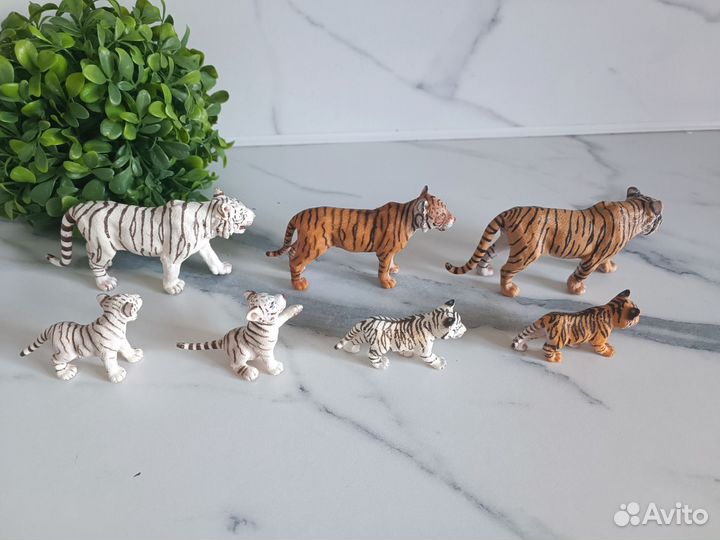 Фигурки Schleich тигры