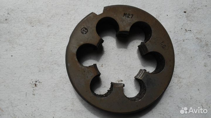 Плашки и клуппы cccр для нарезки резьбы