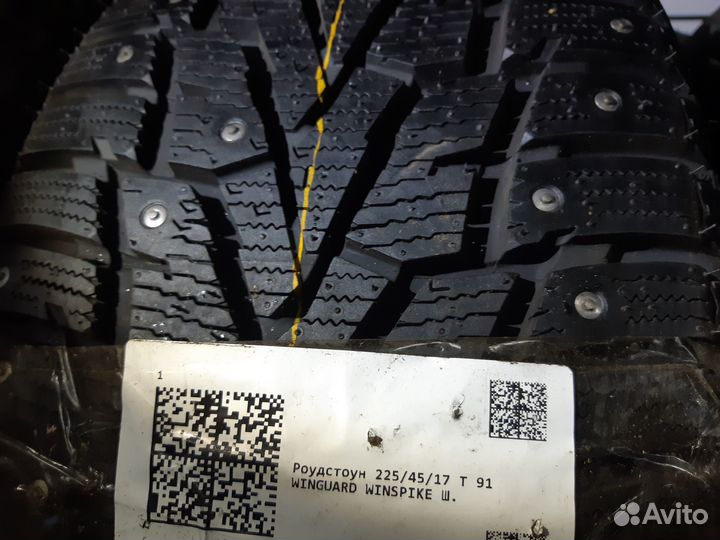 Roadstone Winguard WinSpike 225/45 R17